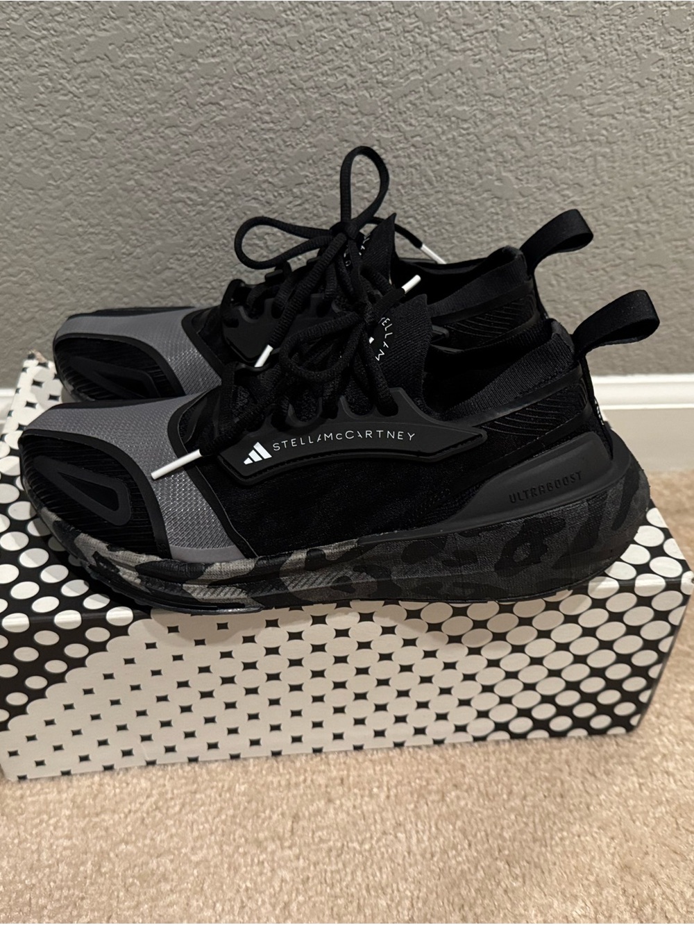 adidas by Stella McCartney Ultraboost Sneakers Black Women’s 7.5